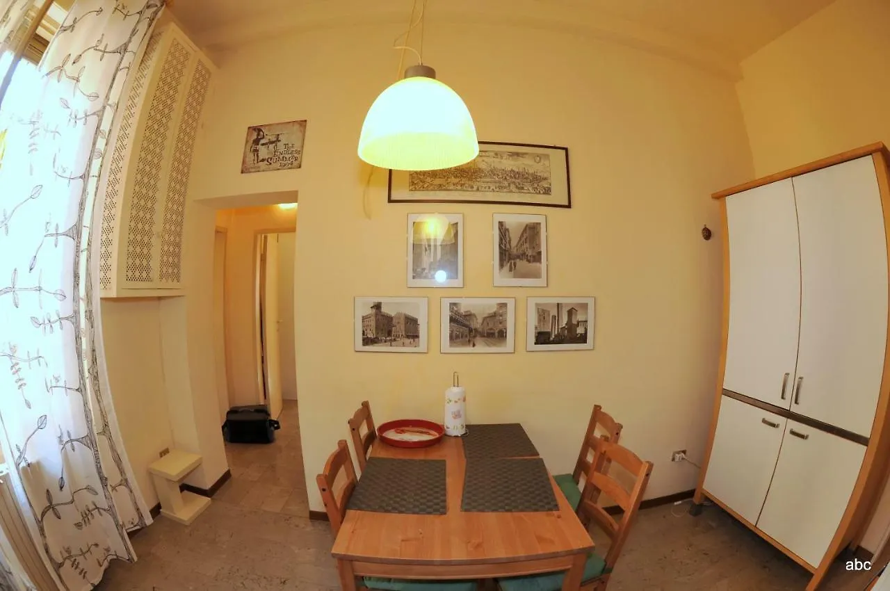 Apartament D'Azeglio 16 Hotel Bolonia